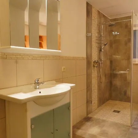 Apartment Am Eifelsteig, Golbach