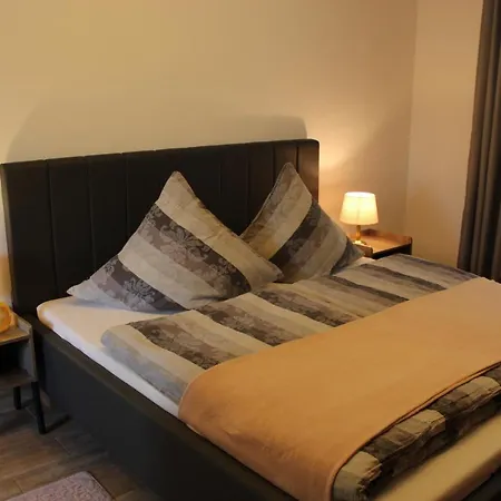 Am Eifelsteig, Golbach * Kall